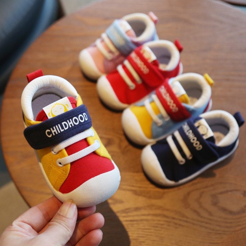Soft bottom baby toddler shoes