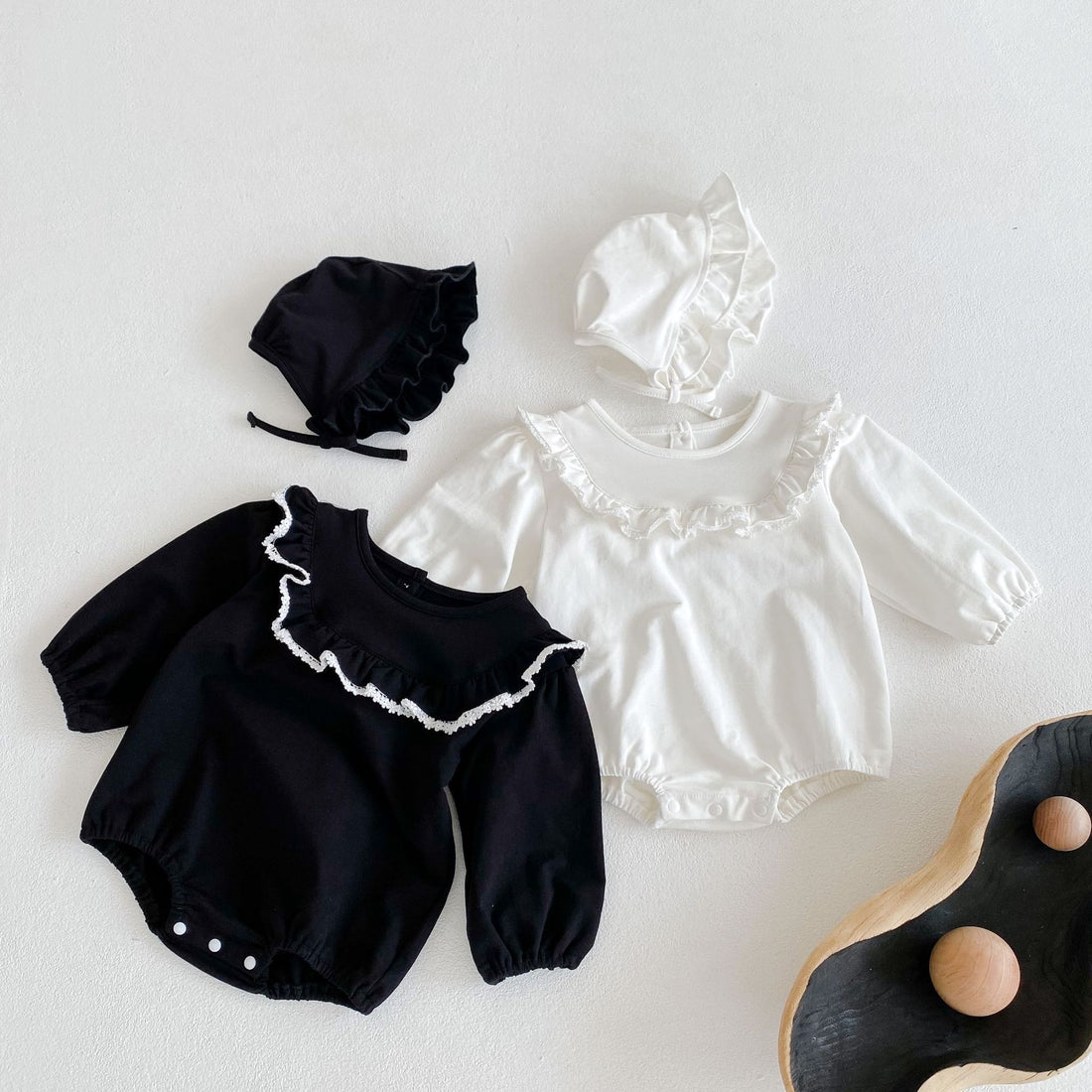 Ruffle Collar Long Sleeve Romper With Hat