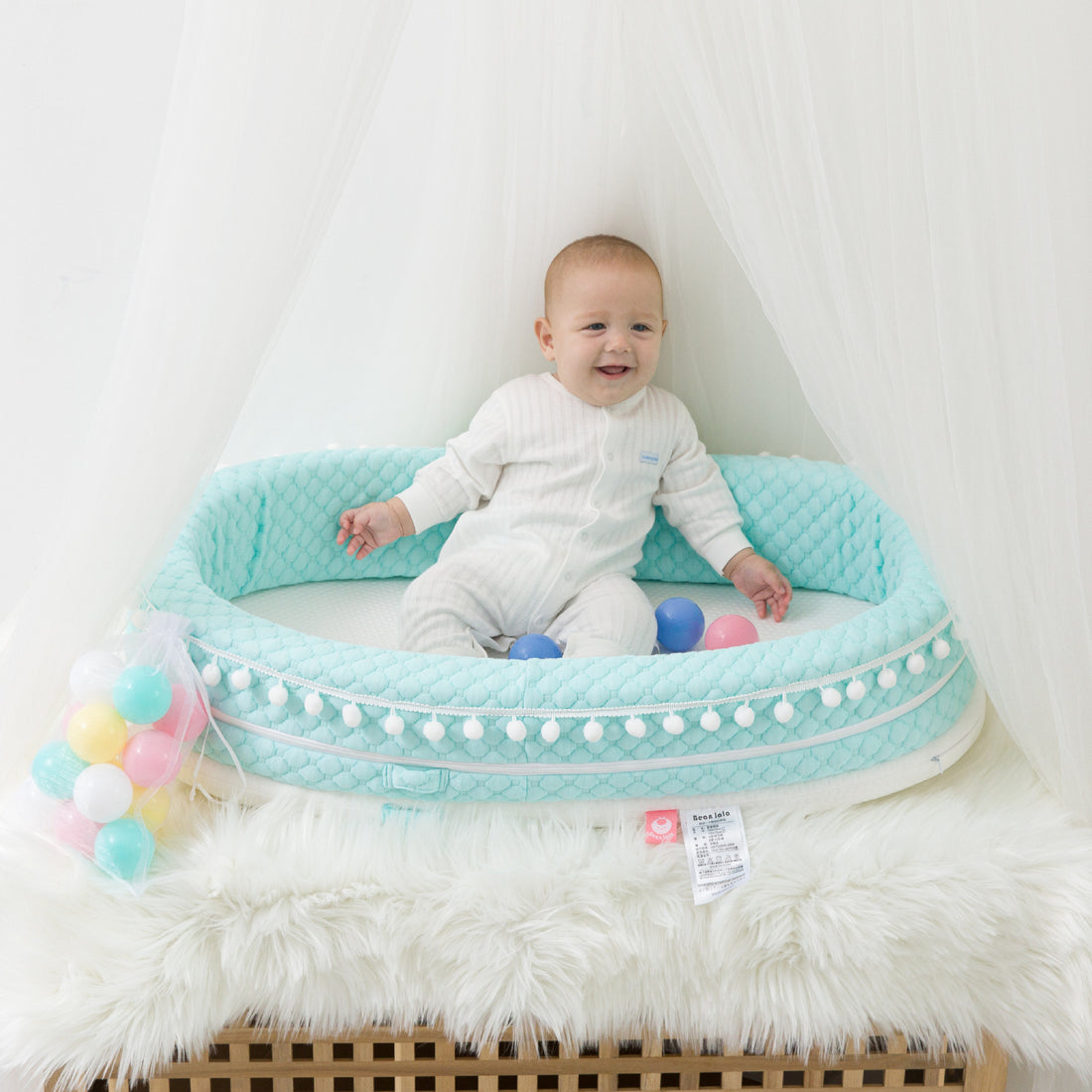 Foldable Portable Crib Removable And Washable Bionic