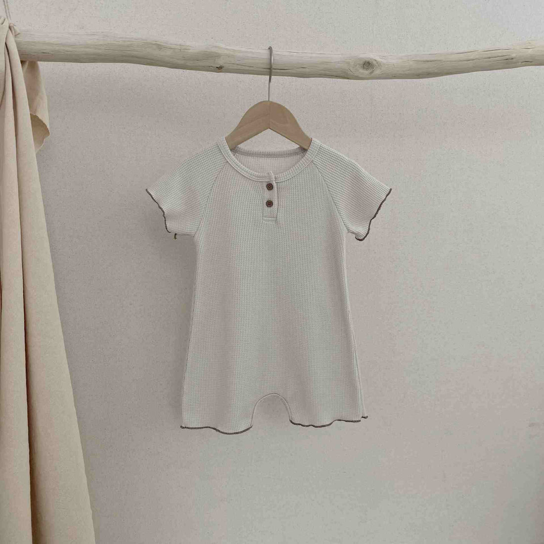 Short Sleeve One-piece Baby Rompers